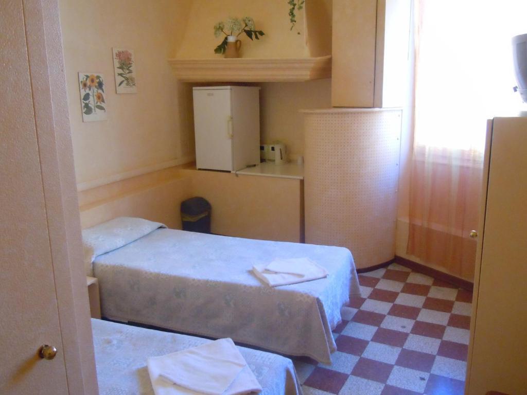 Hotel Cadoro Venezia Camera foto